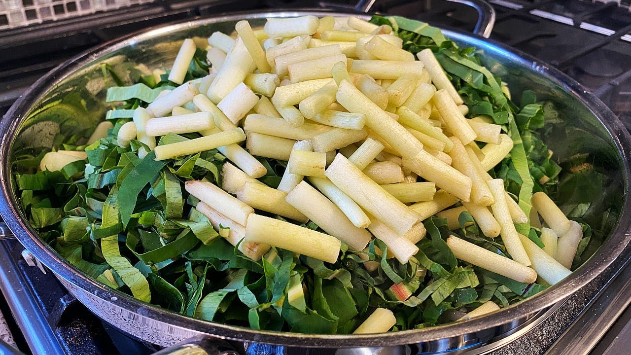 Dasheen Bush Bhagi - Be Warned! - Pantry Vault