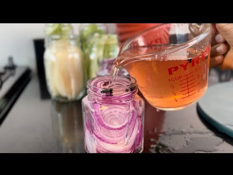 How To Make Refrigerator Pickles With Cucumbers And Onions - Pantry Vault