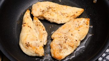 Chicken Thighs with Creamy Sun-Dried Tomato Sauce