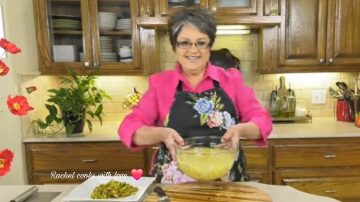 Papas con Chiles Verdes y Queso