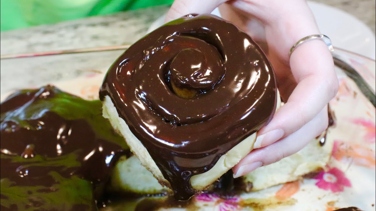 Chocolate Ganache Cinnamon Rolls - Pantry Vault