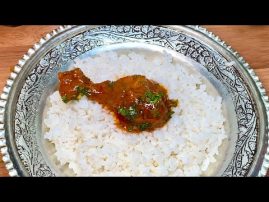Tamatar Hatchi te Kokur | Dried Tomatoes and Chicken Recipe