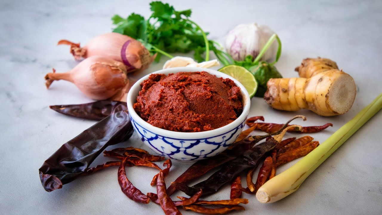 How to Make Thai Red Curry Paste - Easy vs Traditional Way - Pantry Vault