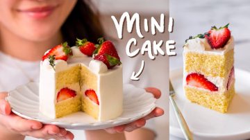 A Mini Strawberry Shortcake&For One Person!