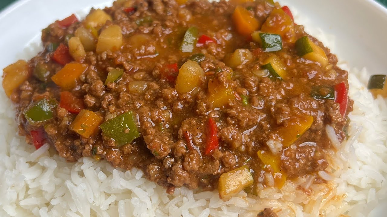 How To Make Minced Beef Stew At Home - Pantry Vault