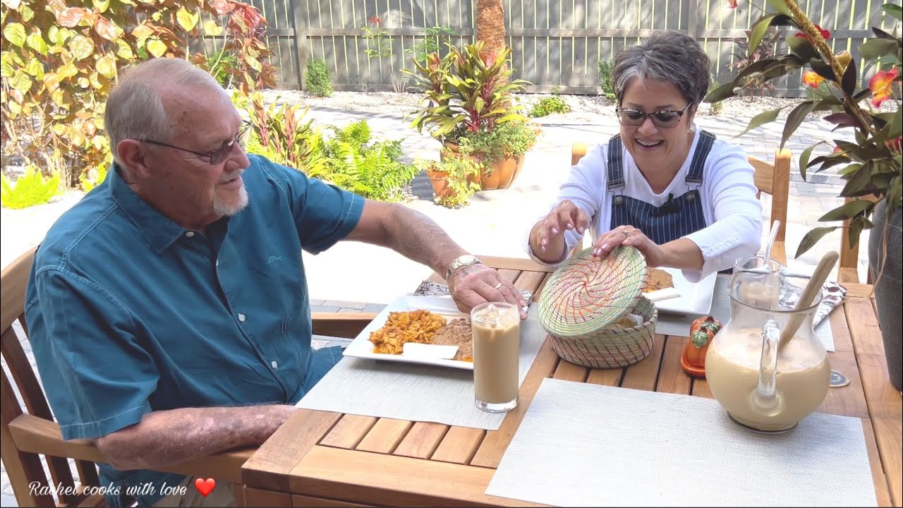 Delicious Mexican Breakfast / Refried Beans and Homemade Iced Coffee ❤️ Huevos Al Albañil - Pantry V