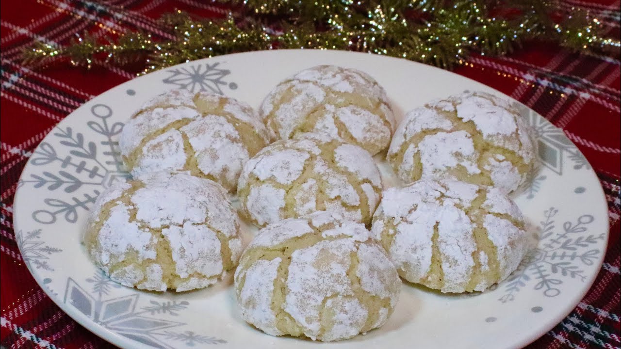 Eggnog Crinkle Cookies - Pantry Vault