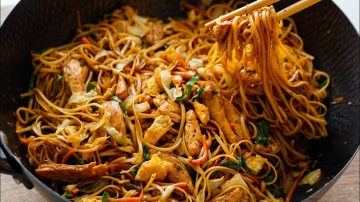 How To Make Chicken Chow Mein At Home Like A Chef