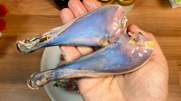 Kadaknath Black Meat Chicken | Kashmiri Recipe of Kadaknath