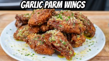 Crispy Garlic Parm Chicken Wings