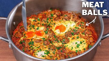 Shakshuka With Meat Is INSANELY DELICIOUS
