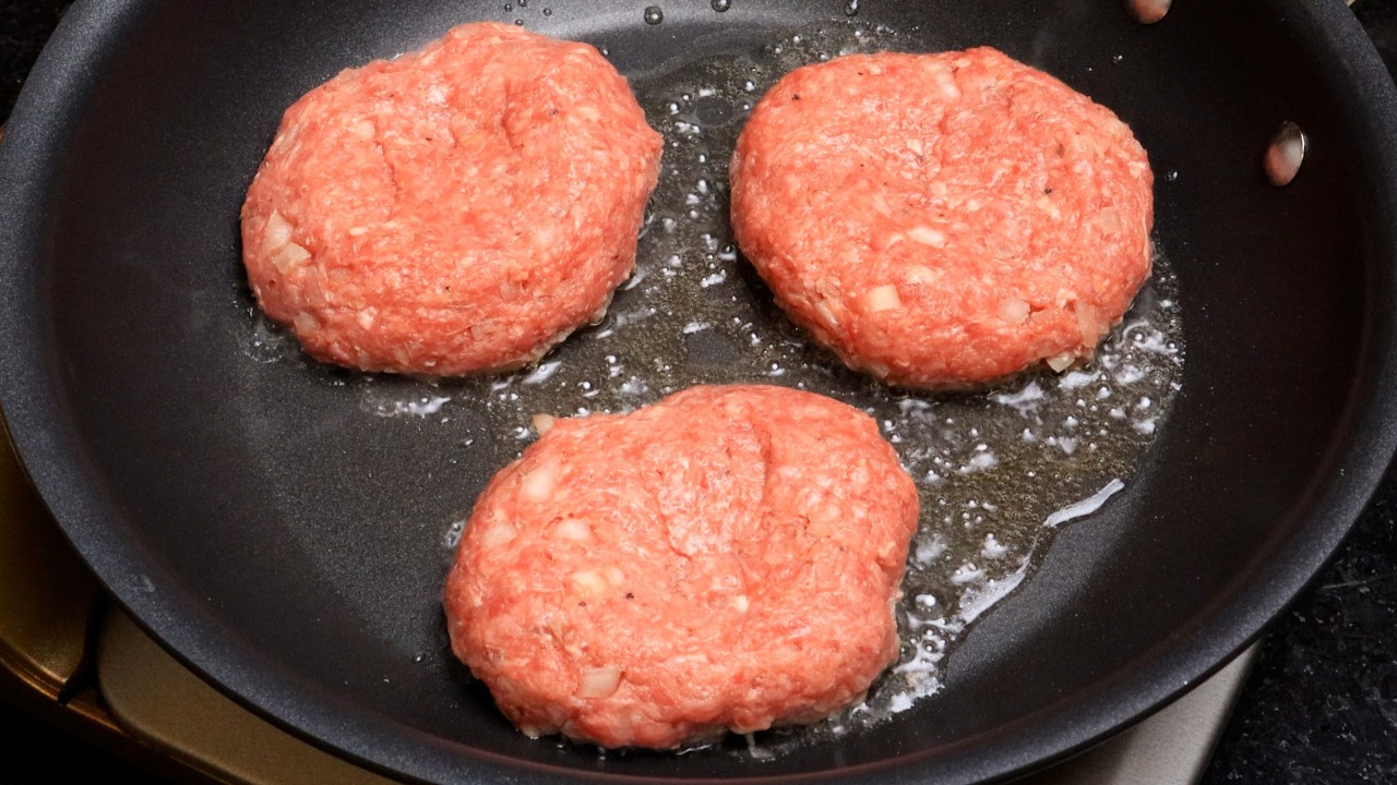 Juicy Burger and Rice Recipe - Pantry Vault