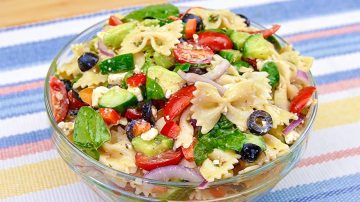 Bow Tie Pasta Salad with Feta and Vegetables
