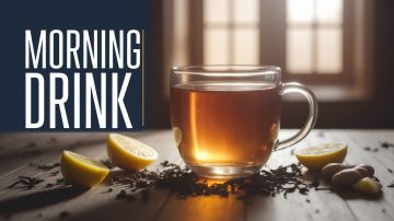 Detox Drink with Parsley and Lemon