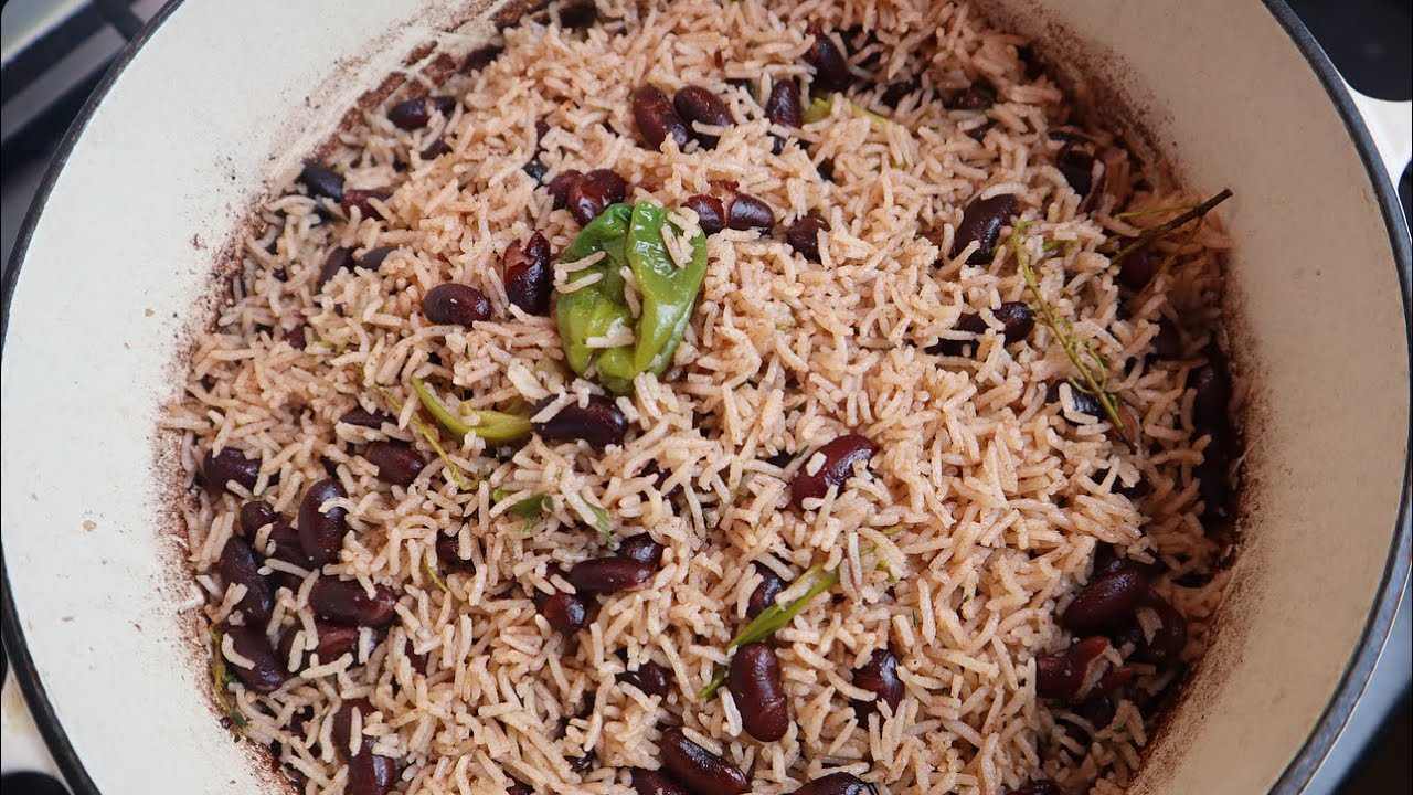 How To Make Jamaican Rice And Peas - Pantry Vault