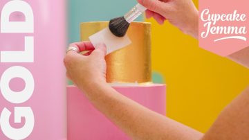How To Decorate Cakes Using Real Gold Leaf
