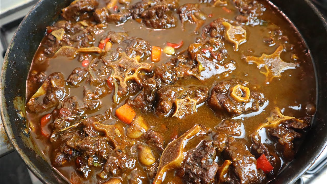 How To Make Jamaican Oxtail Easy Step By Step - Pantry Vault